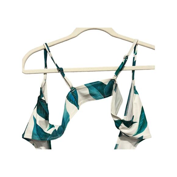 Cupshe Old Navy Small 2 Piece Bikini Green Tropical High Waist  Cross Top Swim - Picture 7 of 7